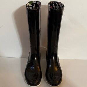 CHANEL Glossy Black Tall Rain Boots with White Chunky Heel & Sole